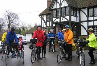 Leaving from the lunch stop at Speldhurst